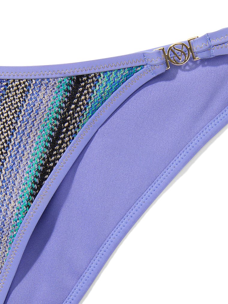 Dół od bikini Shimmer Stripe Brazilian. Produkt jest wzorzysty i pochodzi z kolekcji Victoria's Secret Swim. 