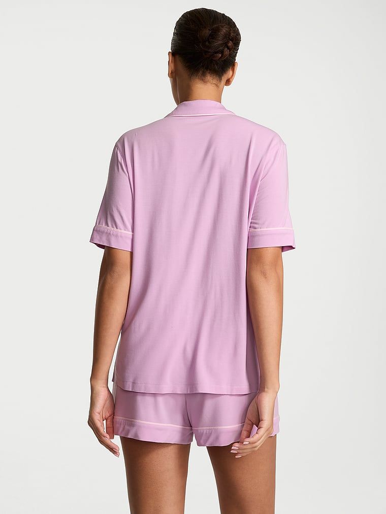 Piżama z modalu z szortami Bow. Produkt ma kolor fioletowy i pochodzi z kolekcji Victoria's Secret. 