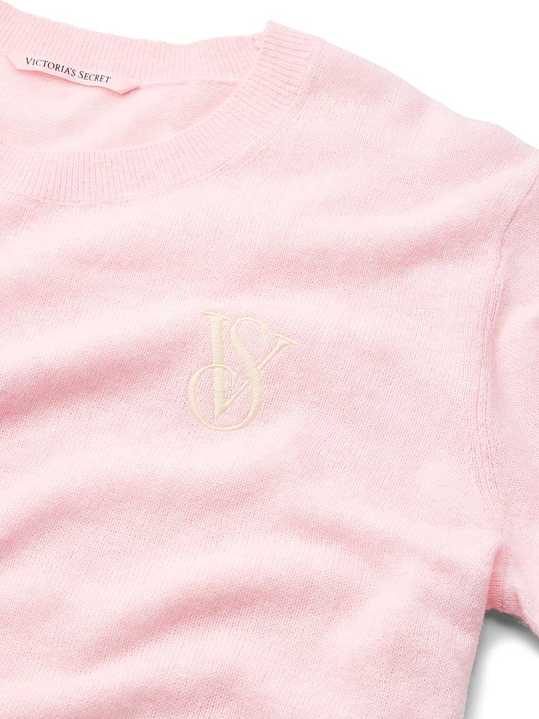 Zestaw z dzianiny do spania - top i szorty Luxe Knit. Produkt ma kolor różowy i pochodzi z kolekcji Victoria's Secret. 