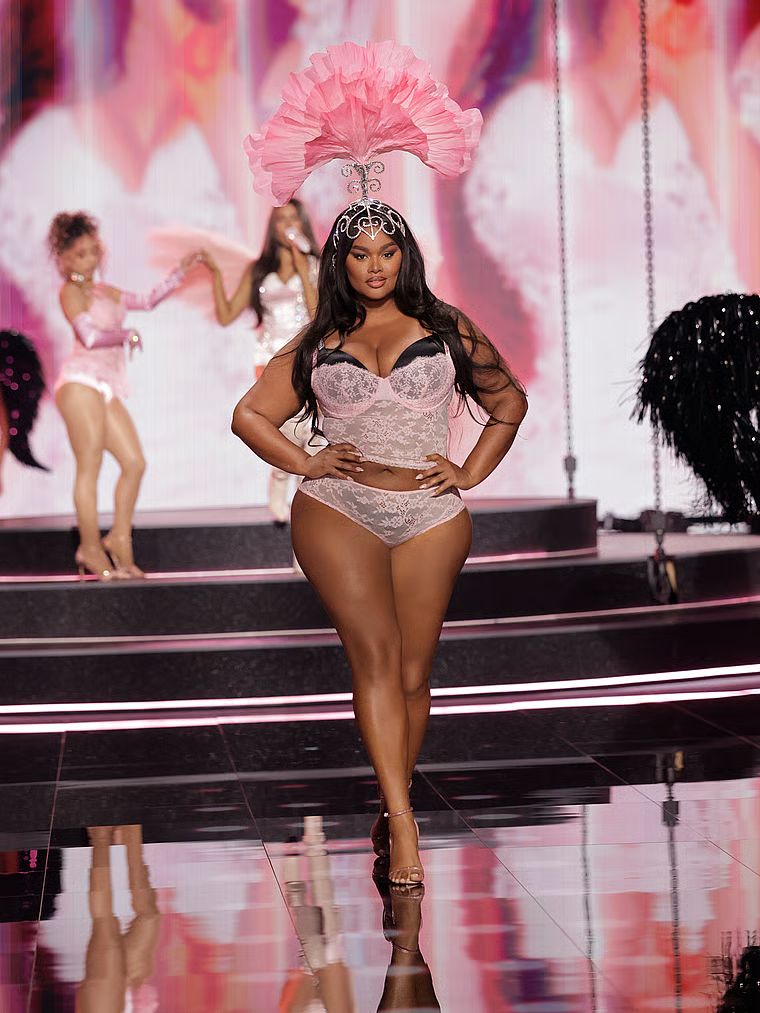 Dream Angels Zestaw do spania koronkowy Twinkle Lace Sabrina