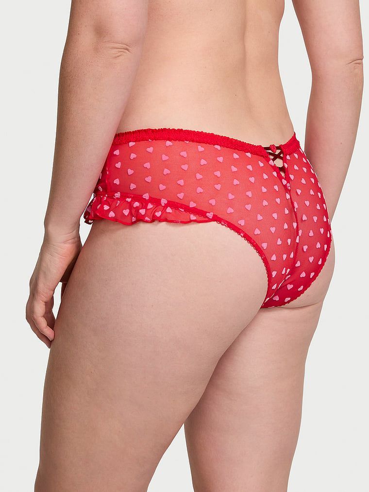 Majtki z siateczki Tease Cheeky. Produkt jest wzorzysty i pochodzi z kolekcji Victoria's Secret. 