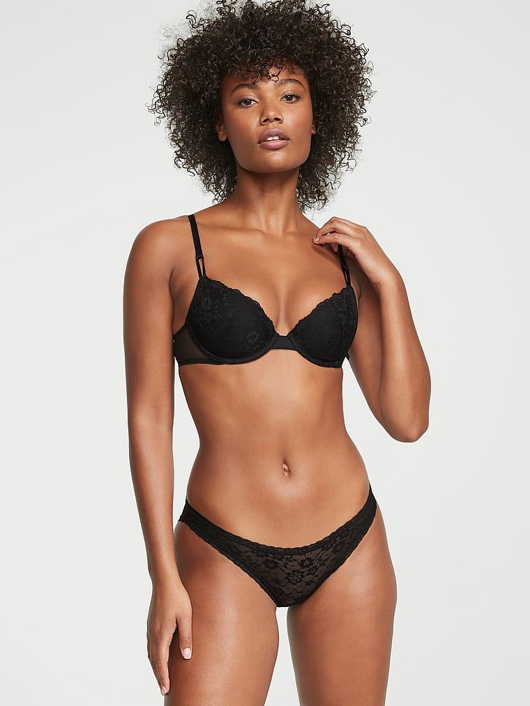 Majtki koronkowe Lace Bikini. Produkt ma kolor czarny i pochodzi z kolekcji Lacie. 