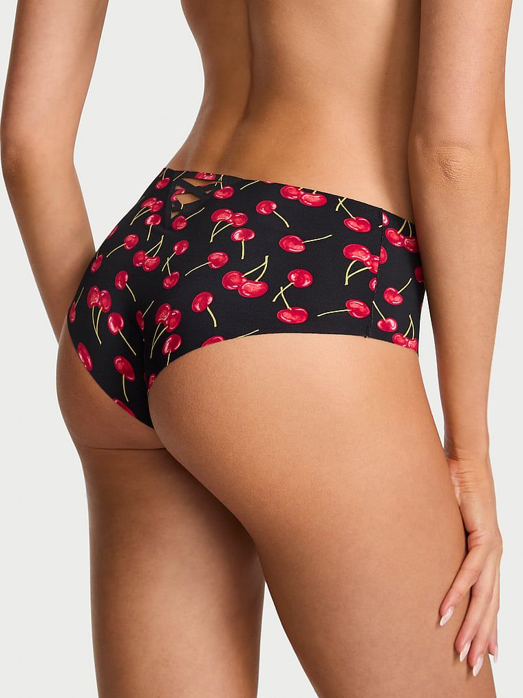 Majtki bezszwowe z paseczkami z tyłu No-Show Strappy Cheeky. Produkt jest wzorzysty i pochodzi z kolekcji No-Show. 