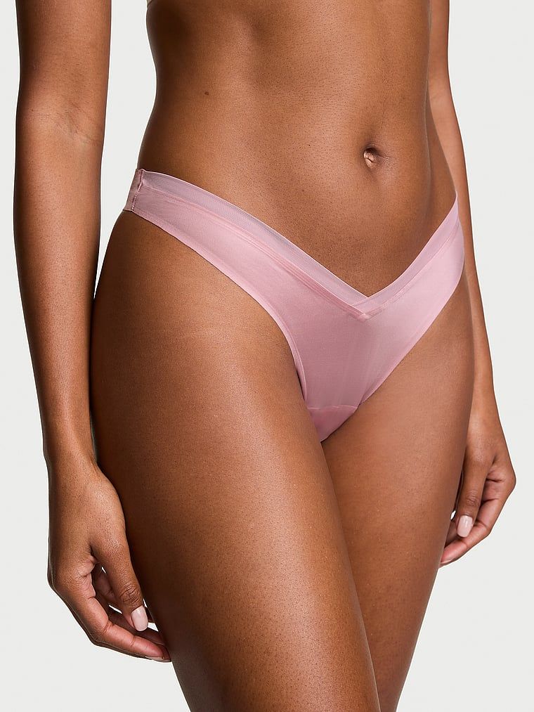Stringi z paseczkami z tyłu Sheer Reveal. Produkt ma kolor różowy i pochodzi z kolekcji Very Sexy. 