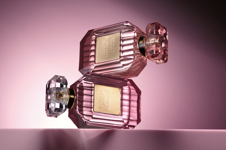 Mgiełka perfumowana a woda perfumowana – czym się różnią i którą wybrać?