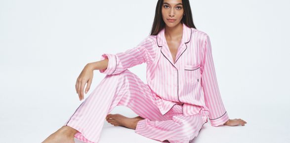 Piżama Victoria's Secret – jak znaleźć wygodny zestaw na każdą porę roku?